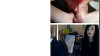 Masseur sisestatud riista vahel kuklid noor klient