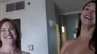 Ilus must naiste suured tissid armastus valge poisid