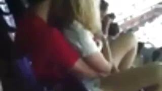 Ta annab suhu ja aktiivselt raputab saak