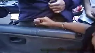 Tagasihoidlik tibi imeb must munn