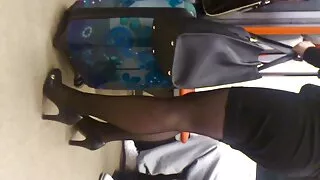 Korter tüdruk on doggy style väike diivan