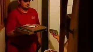 Tüdruk sai massaaži ja Andis trühvli aastal karvane tuss