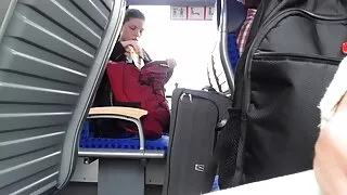 Super tüdruk hüppas Raseeritakse Tuss Kohta Kukk